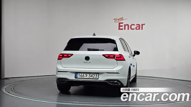Volkswagen Golf Sportsvan 2022 thumb 4