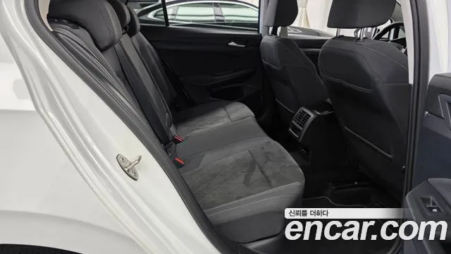 Volkswagen Golf Sportsvan 2022 thumb 12