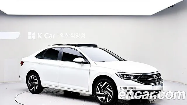 Volkswagen Jetta 2023 thumb 4