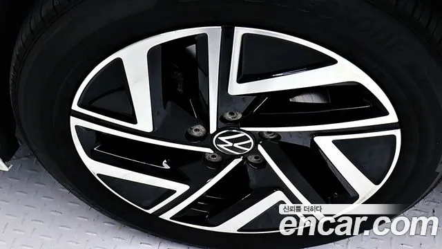Volkswagen Jetta 2023 thumb 6