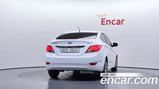 Hyundai Accent 2014 thumb 4