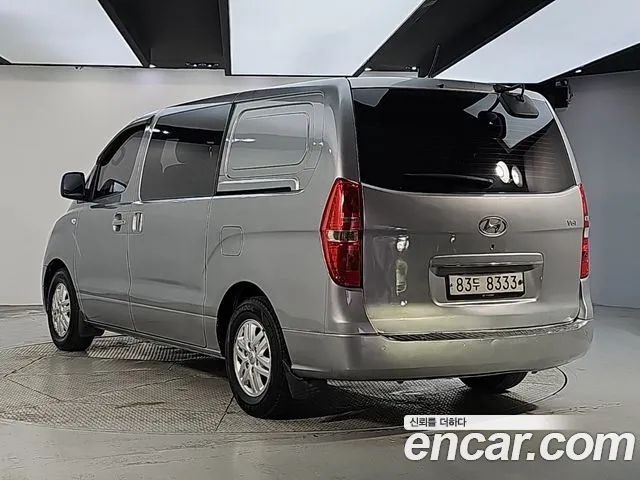 Hyundai Starex 2016 thumb 3