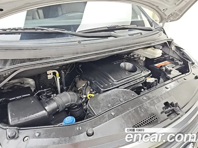 Hyundai Starex 2016 thumb 6
