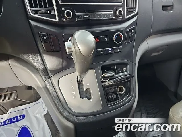 Hyundai Starex 2016 thumb 8