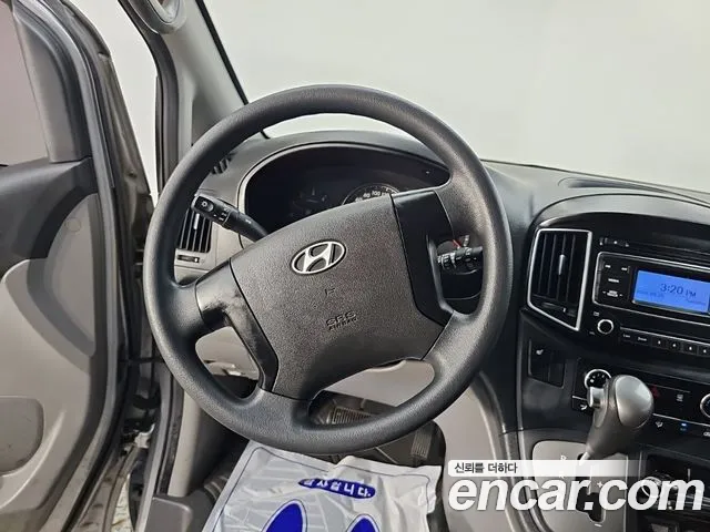 Hyundai Starex 2016 thumb 9