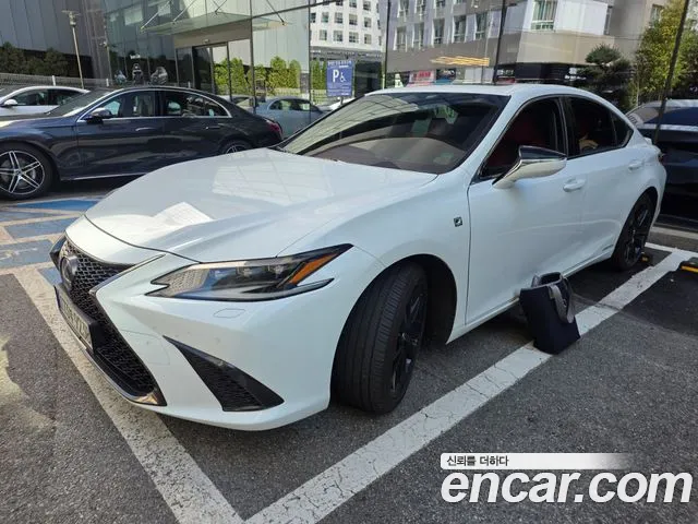 Lexus ES 2022 thumb 6