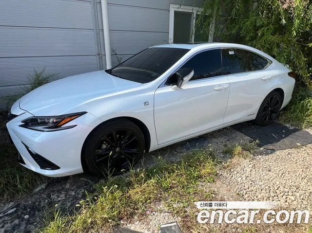 Lexus ES 2022 thumb 7