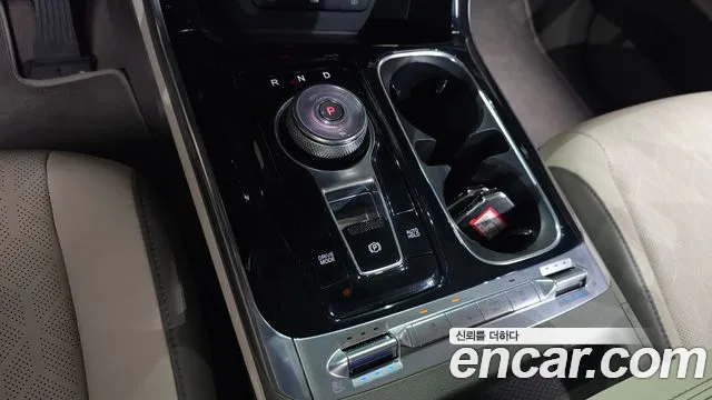 Kia Carnival 2023 thumb 9