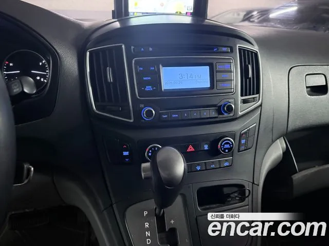 Hyundai Starex 2016 thumb 6