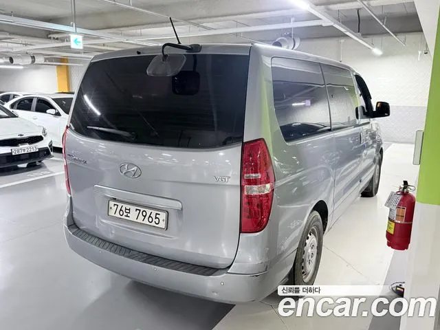 Hyundai Starex 2016 thumb 9