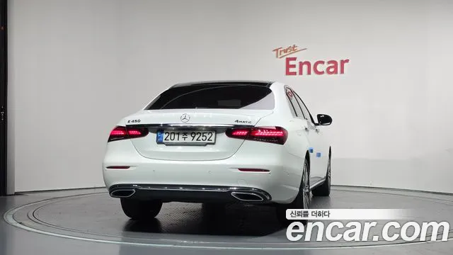 Mercedes-Benz E-Класс 2021 thumb 4