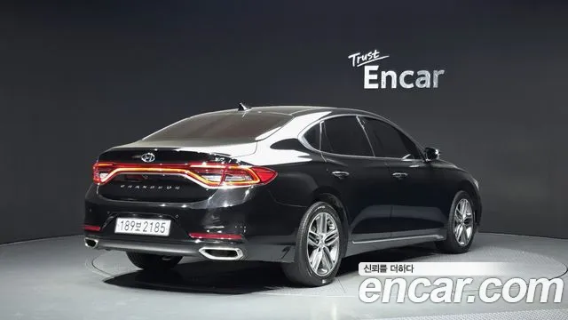 Hyundai Grandeur 2017 thumb 2