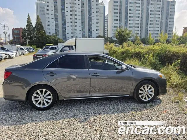 Toyota Camry 2013 thumb 3