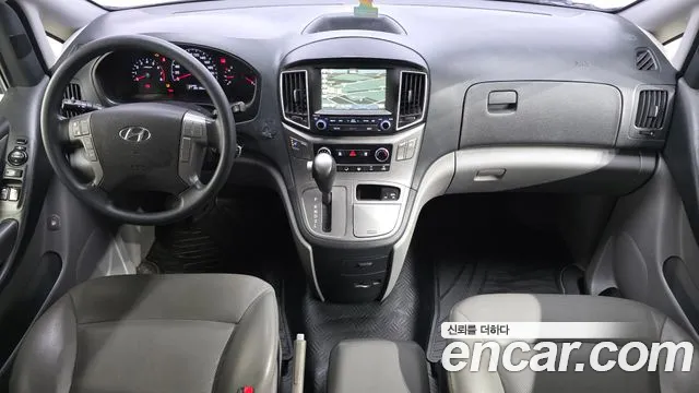 Hyundai Starex 2017 thumb 7