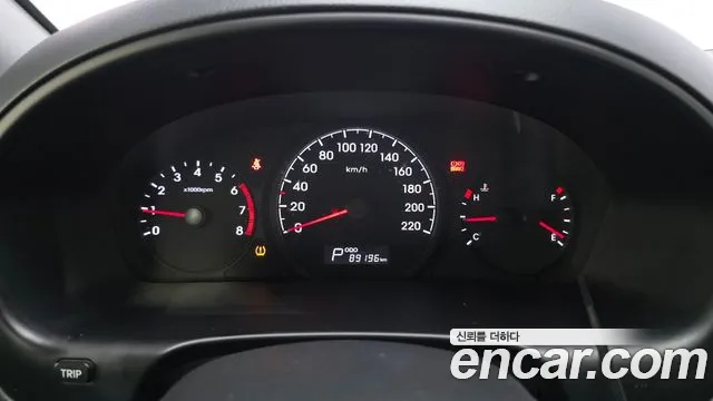 Hyundai Starex 2017 thumb 8