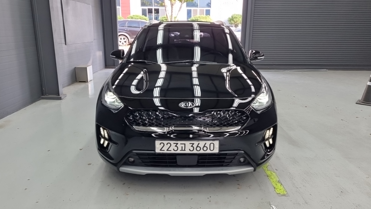 Kia Niro 2021 thumb 3