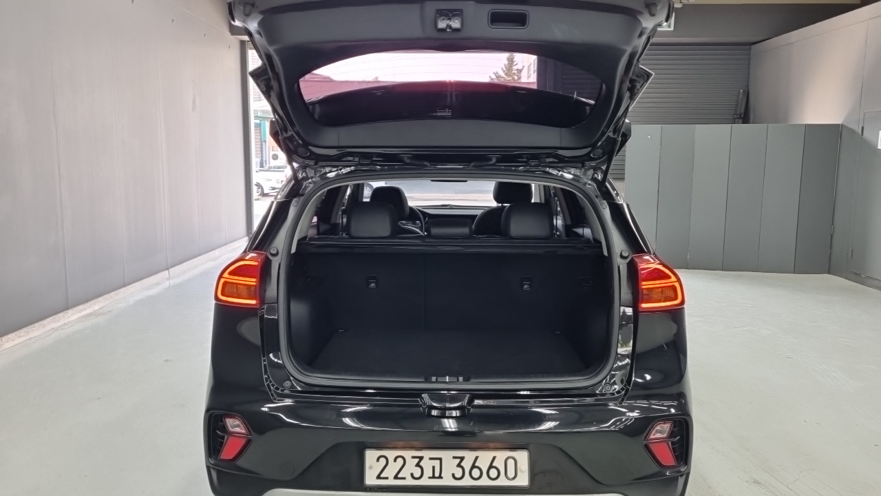 Kia Niro 2021 thumb 5