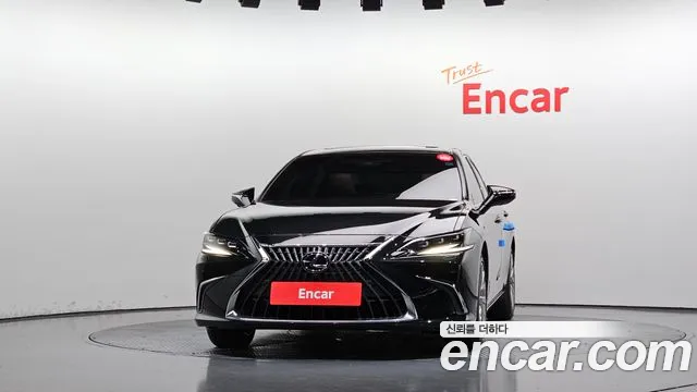 Lexus ES 2023 thumb 3
