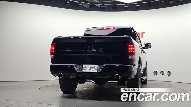 Dodge Ram Pick Up 2013 thumb 4