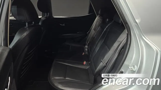 KG_Mobility_Ssangyong TIBOLI 2022 thumb 12
