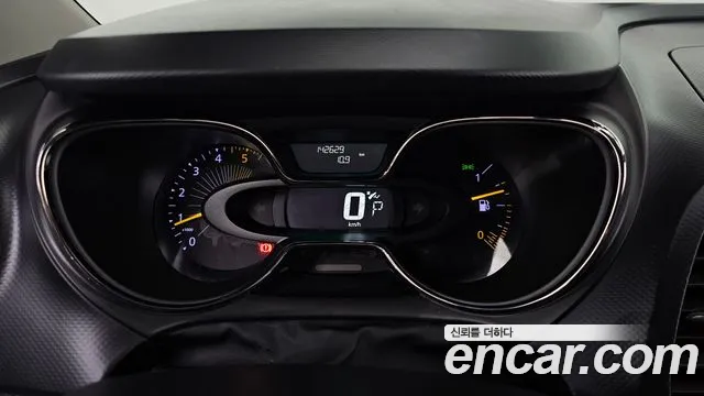 Renault-KoreaSamsung Captur 2015 thumb 8