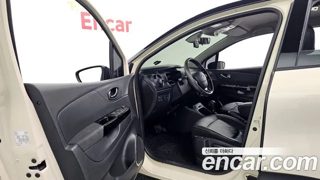 Renault-KoreaSamsung Captur 2015 thumb 10
