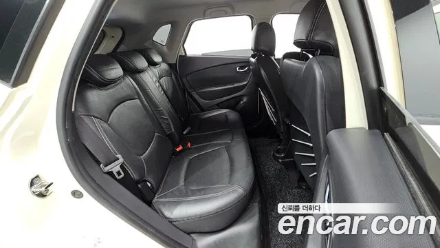 Renault-KoreaSamsung Captur 2015 thumb 11