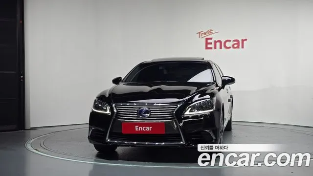 Lexus LS 2014 thumb 3