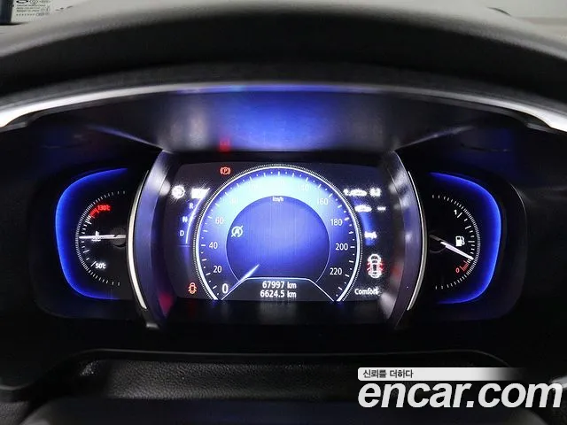 Renault-KoreaSamsung Megane 2016 thumb 7