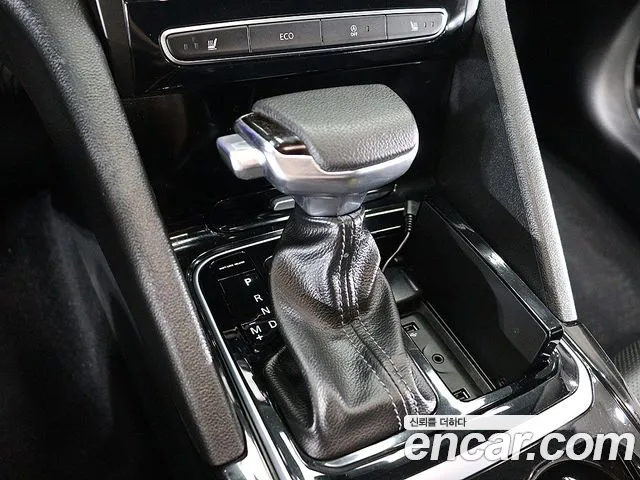 Renault-KoreaSamsung Megane 2016 thumb 9