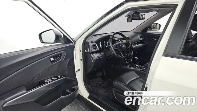 KG_Mobility_Ssangyong TIBOLI 2018 thumb 10