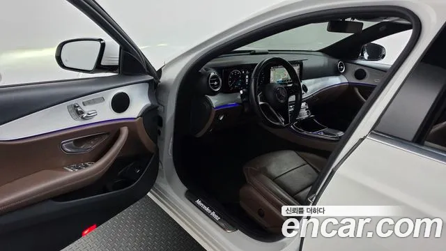 Mercedes-Benz E-Класс 2021 thumb 10