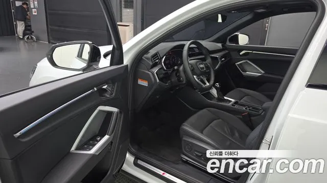 Audi Q3 2025 thumb 10