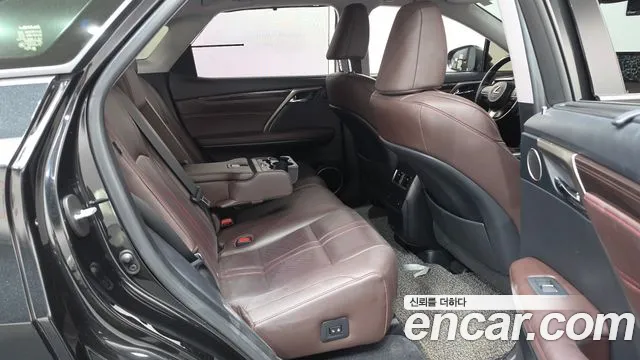 Lexus RX 2020 thumb 11