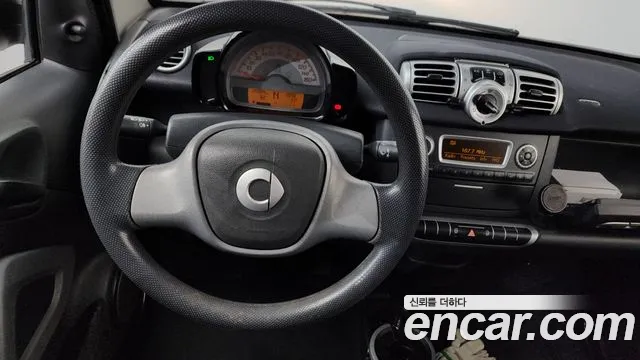 Smart Fortwo 2011 thumb 12