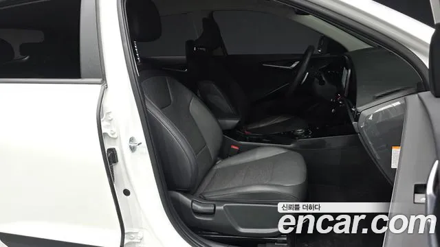 Kia Niro 2023 thumb 11