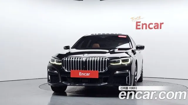 BMW 7-Series 2021 thumb 2