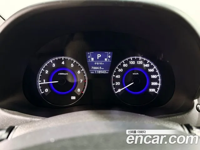 Hyundai Accent 2012 thumb 5