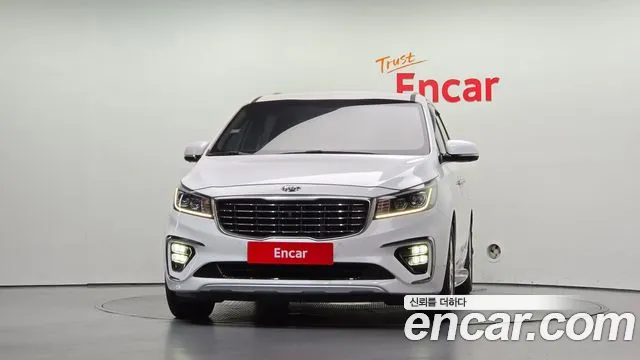 Kia Carnival 2020 thumb 3