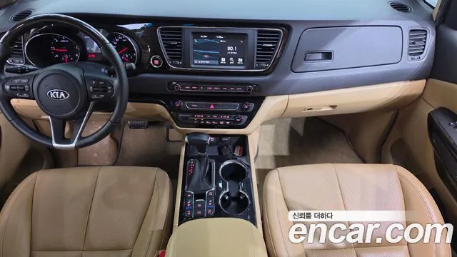 Kia Carnival 2020 thumb 7