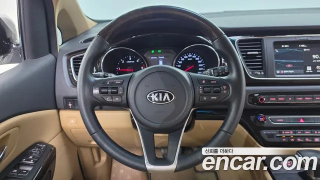 Kia Carnival 2020 thumb 12