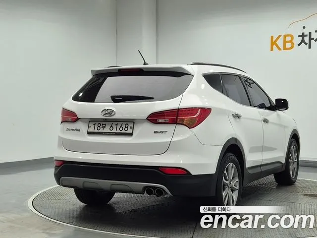 Hyundai Santa Fe 2012 thumb 3