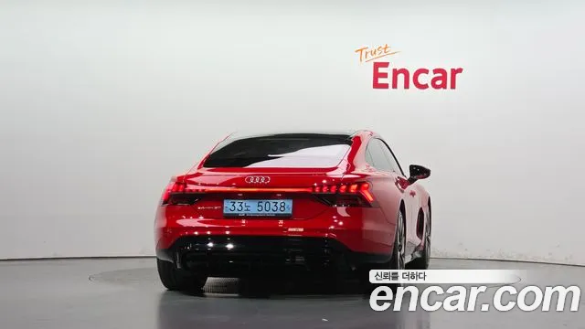 Audi e-tron GT 2022 thumb 4