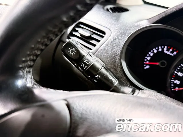 Kia Morning 2013 thumb 8