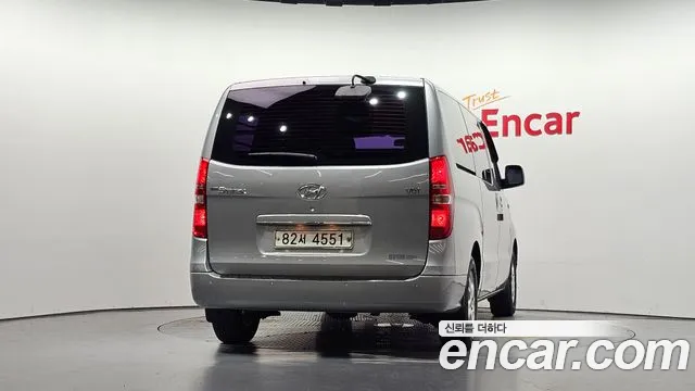 Hyundai Starex 2014 thumb 4