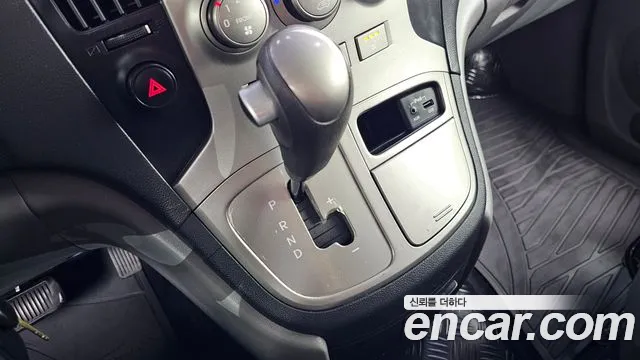 Hyundai Starex 2014 thumb 9