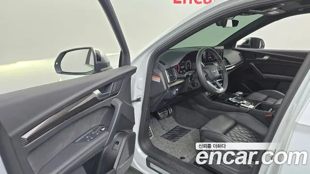 Audi SQ5 2023 thumb 9