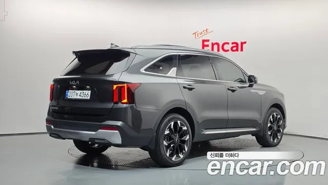 Kia Sorento 2023 thumb 2