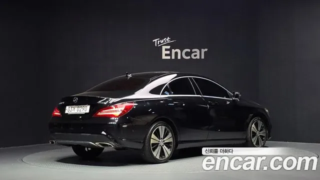 Mercedes-Benz CLA 2016 thumb 2