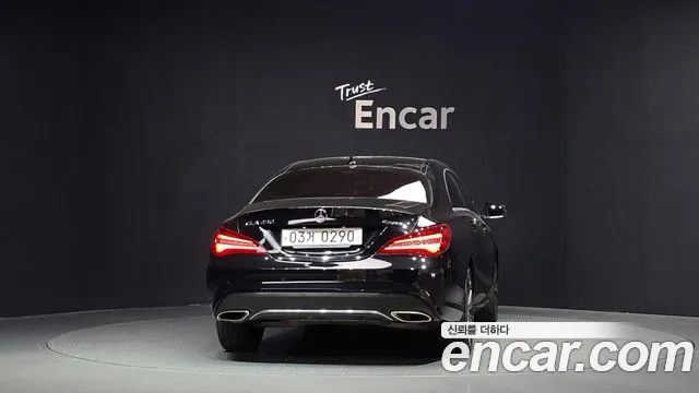 Mercedes-Benz CLA 2016 thumb 4